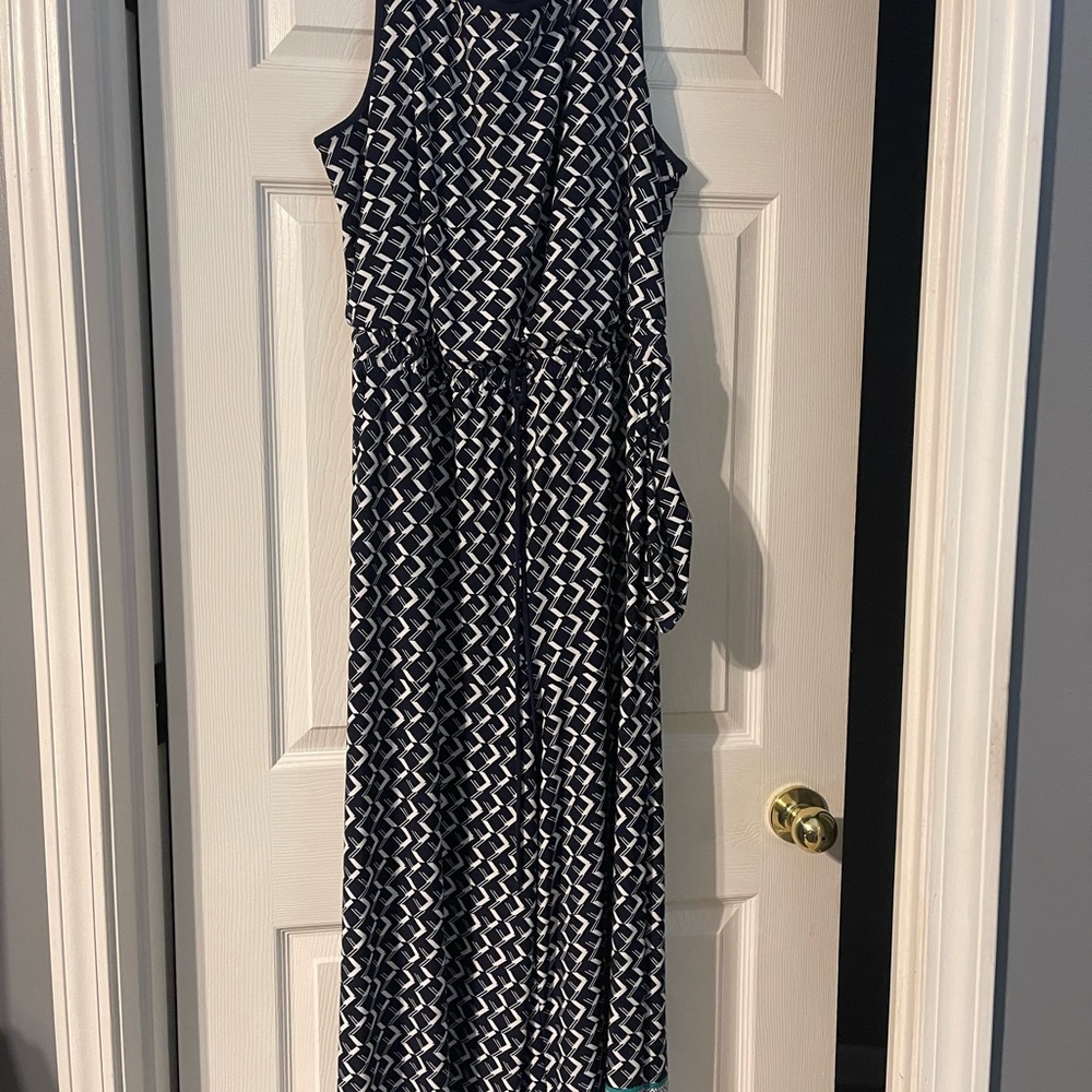 Navy and white romper size XL